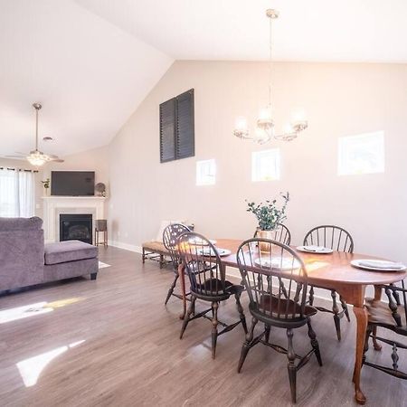 New Beautiful 3 Bedroom Condo In Bettendorf Εξωτερικό φωτογραφία