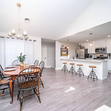 New Beautiful 3 Bedroom Condo In Bettendorf Εξωτερικό φωτογραφία
