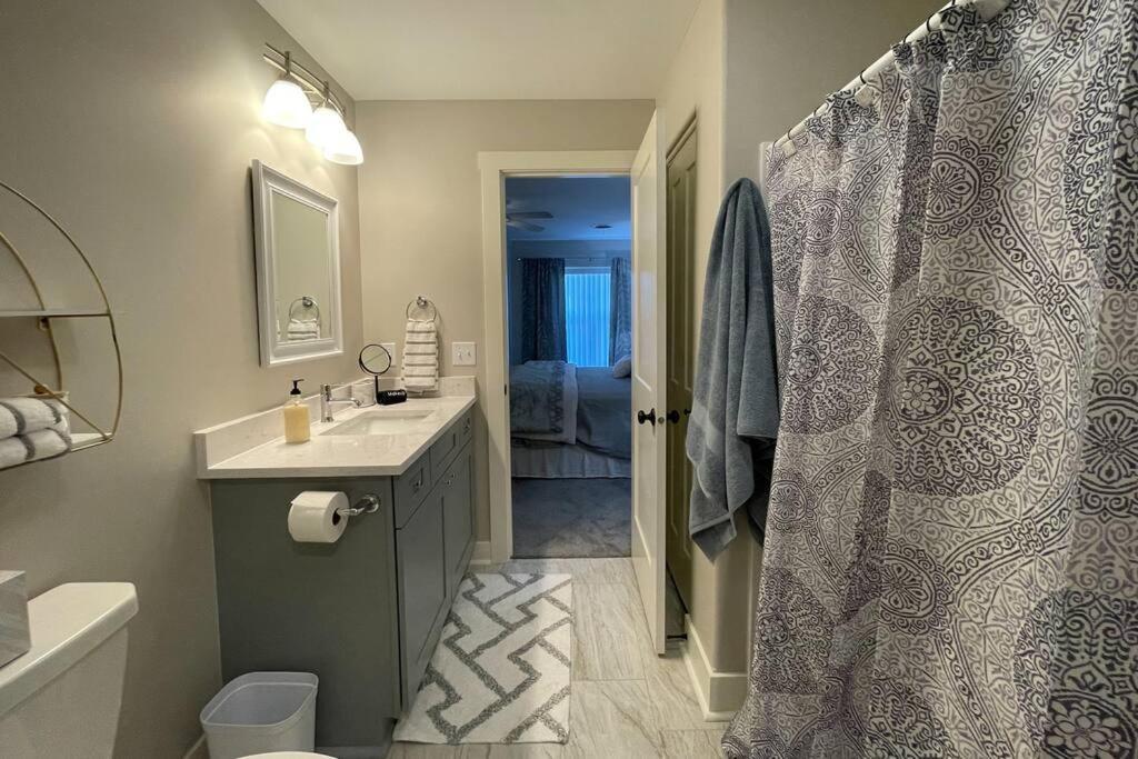 New Beautiful 3 Bedroom Condo In Bettendorf Εξωτερικό φωτογραφία