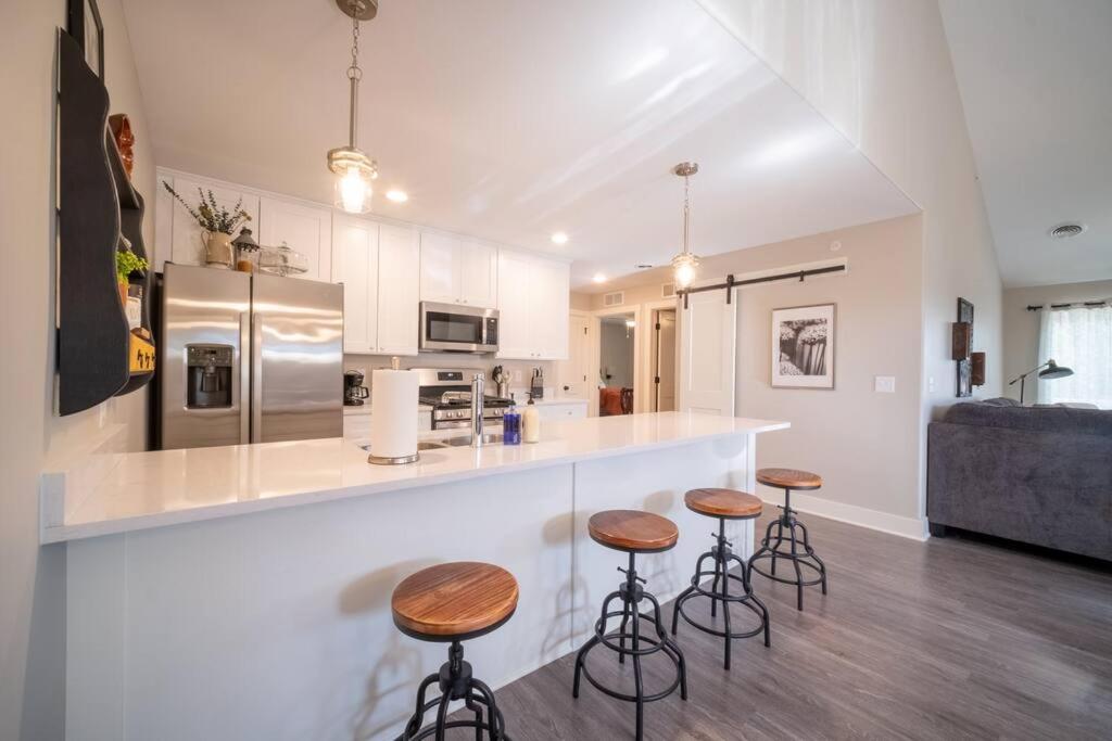 New Beautiful 3 Bedroom Condo In Bettendorf Εξωτερικό φωτογραφία